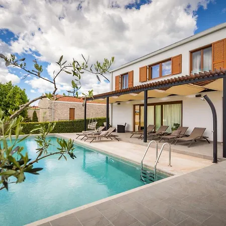 Vila Terra Gialla Sveti Petar u Sumi